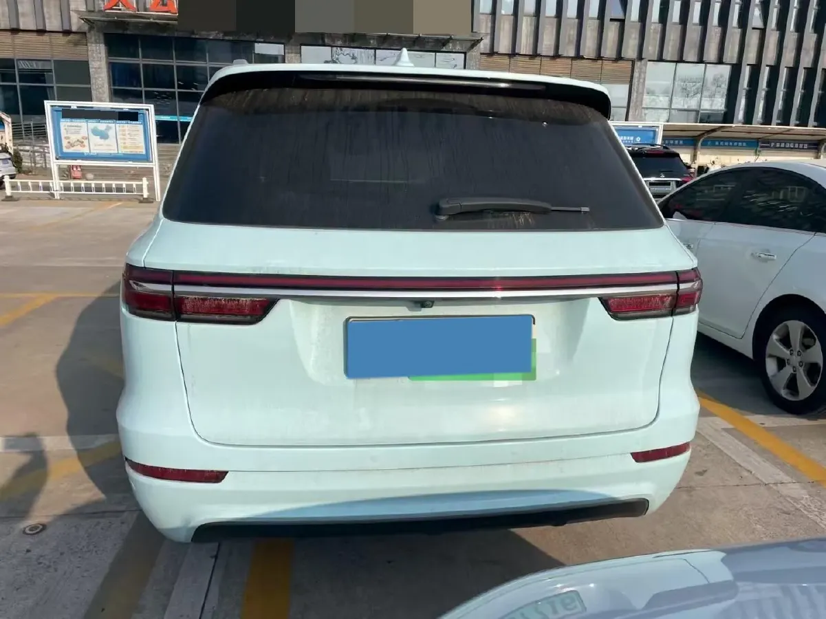 2020 Li ONE Range Extended 131HP REEV 40.5KWH,autocango,china used car exporter,china ev exporter,chinese used car exporter,chinese used ev exporter