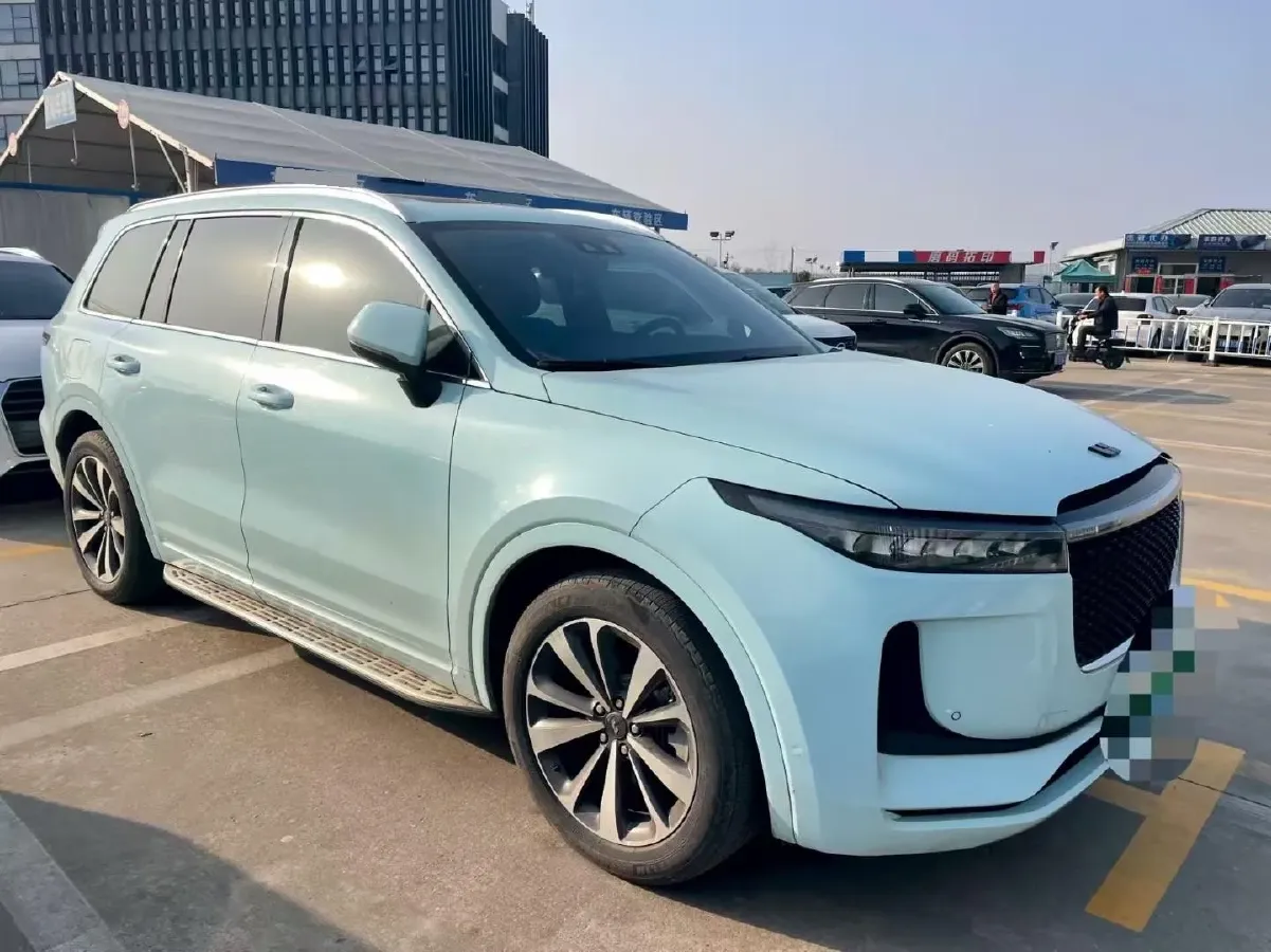 2020 Li ONE Range Extended 131HP REEV 40.5KWH,autocango,china used car exporter,china ev exporter,chinese used car exporter,chinese used ev exporter