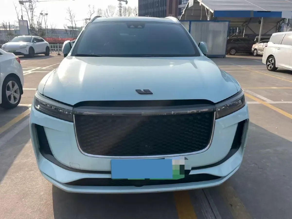 2020 Li ONE Range Extended 131HP REEV 40.5KWH,autocango,china used car exporter,china ev exporter,chinese used car exporter,chinese used ev exporter