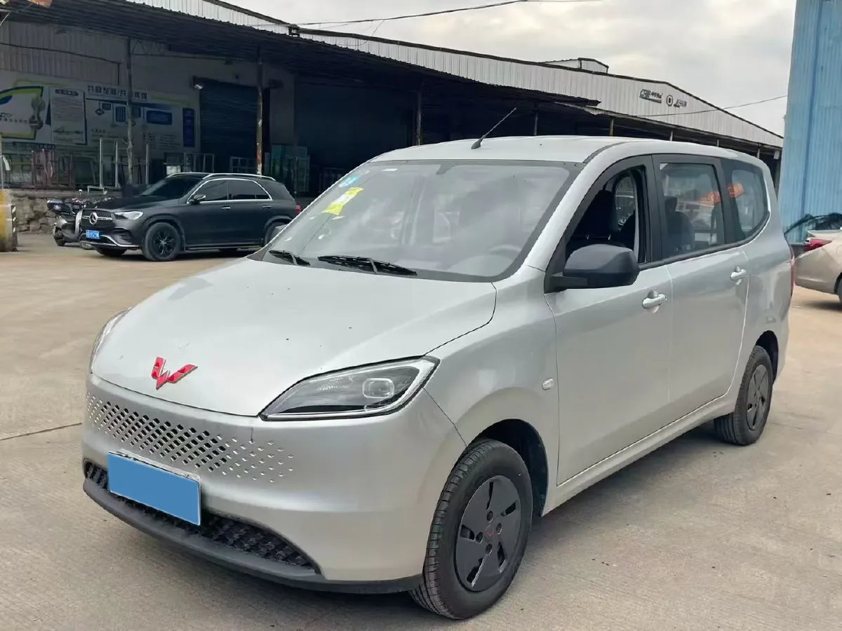 2025 WuLing HongGuang New Energy REEV 99HP REEV,autocango,china used car exporter,china ev exporter,chinese used car exporter,chinese used ev exporter