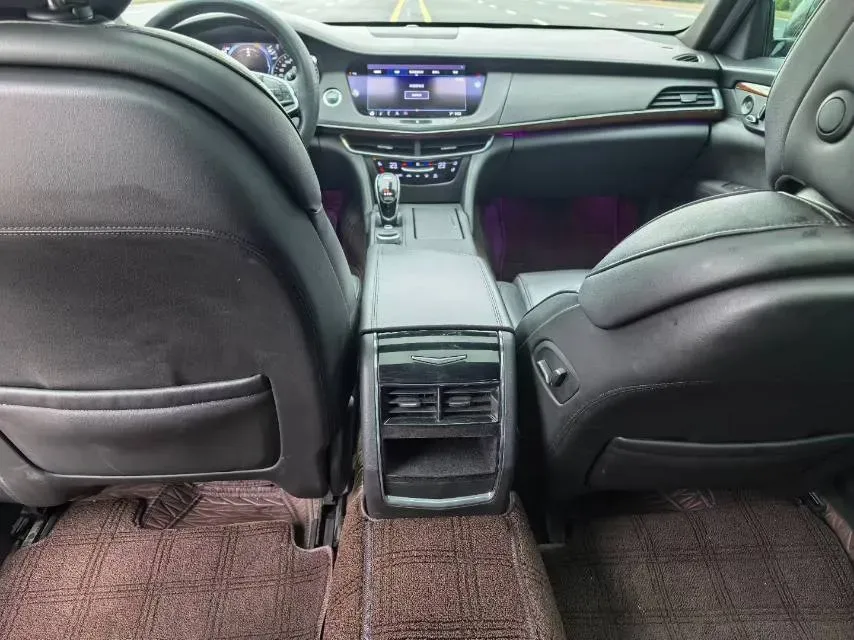 2020 Cadillac CT6 2.0T 241HP L4 10AT,autocango,china used car exporter,china ev exporter,chinese used car exporter,chinese used ev exporter