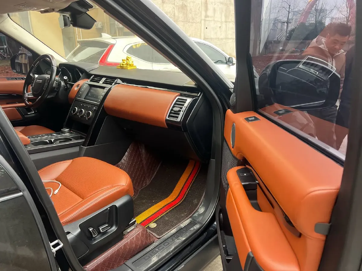 2017 Land Rover Discovery Sport 2.0T 241HP L4 9AT,autocango,china used car exporter,china ev exporter,chinese used car exporter,chinese used ev exporter