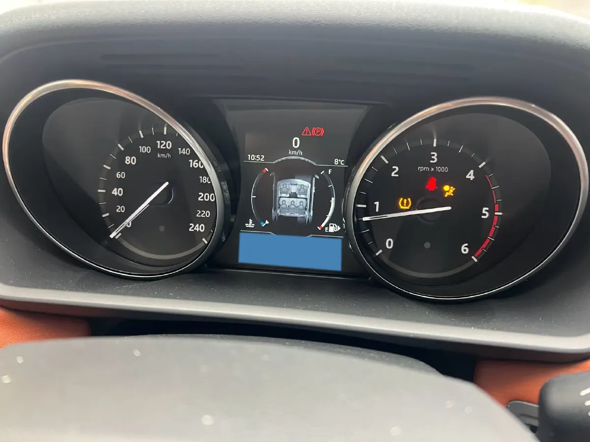 2017 Land Rover Discovery Sport 2.0T 241HP L4 9AT,autocango,china used car exporter,china ev exporter,chinese used car exporter,chinese used ev exporter