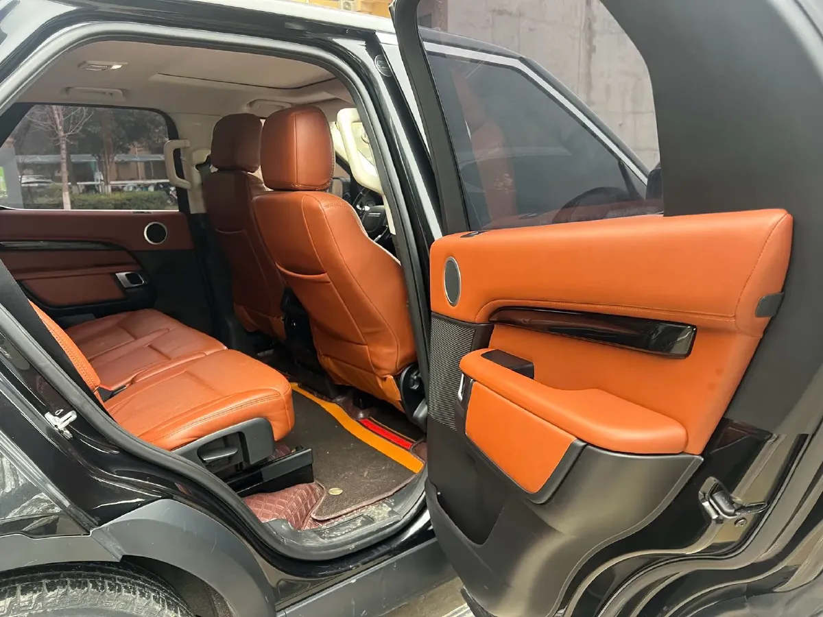 2017 Land Rover Discovery Sport 2.0T 241HP L4 9AT,autocango,china used car exporter,china ev exporter,chinese used car exporter,chinese used ev exporter