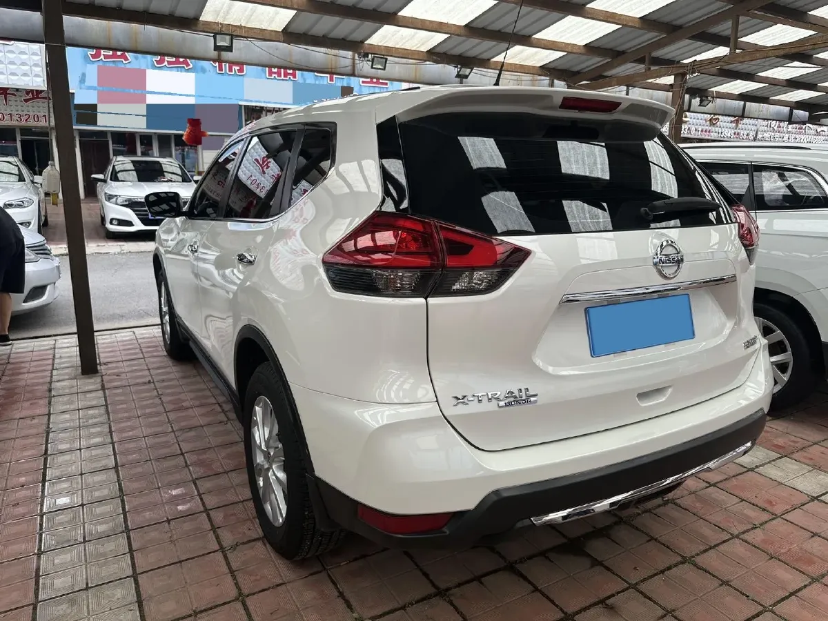 2023 Nissan X-Trail 2.0L 151HP L4 CVT,autocango,china used car exporter,china ev exporter,chinese used car exporter,chinese used ev exporter
