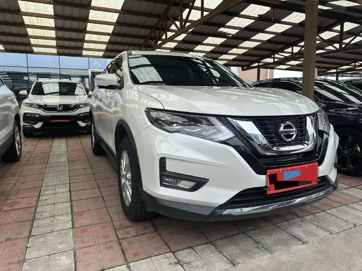 2023 Nissan X-Trail 2.0L 151HP L4 CVT,autocango,china used car exporter,china ev exporter,chinese used car exporter,chinese used ev exporter