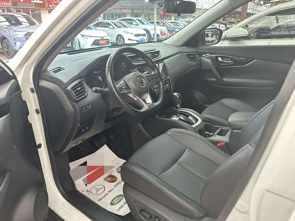 2023 Nissan X-Trail 2.0L 151HP L4 CVT,autocango,china used car exporter,china ev exporter,chinese used car exporter,chinese used ev exporter