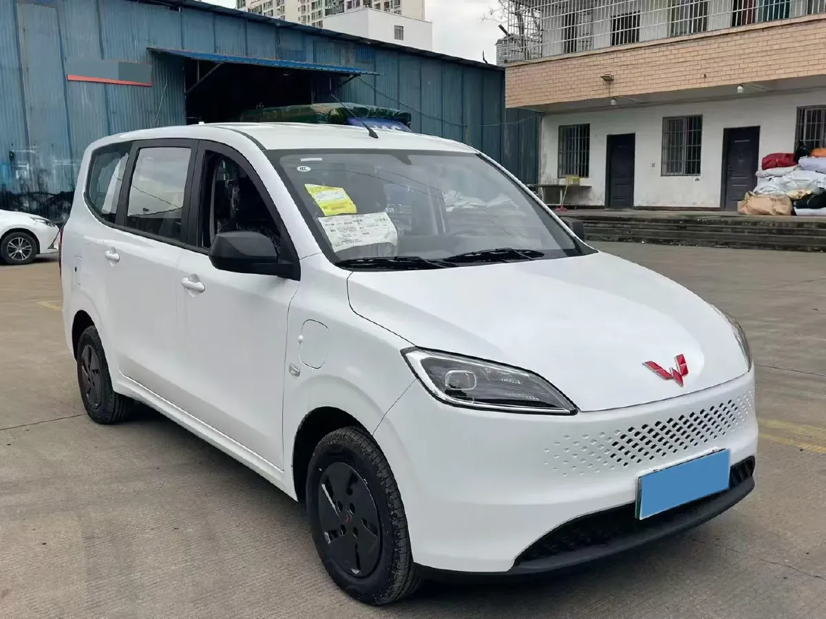 2025 WuLing HongGuang New Energy REEV 99HP REEV,autocango,china used car exporter,china ev exporter,chinese used car exporter,chinese used ev exporter