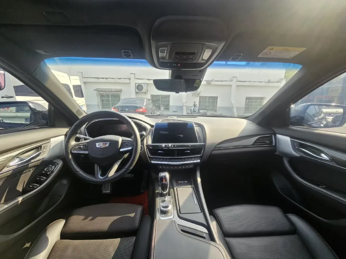 2021 Cadillac CT5 2.0T 237HP L4 10AT,autocango,china used car exporter,china ev exporter,chinese used car exporter,chinese used ev exporter