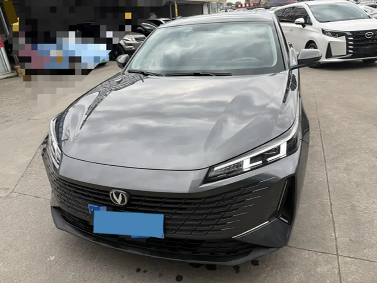 2023 ChangAn Oshan Z6 1.5T 188HP L4 7DCT,autocango,china used car exporter,china ev exporter,chinese used car exporter,chinese used ev exporter
