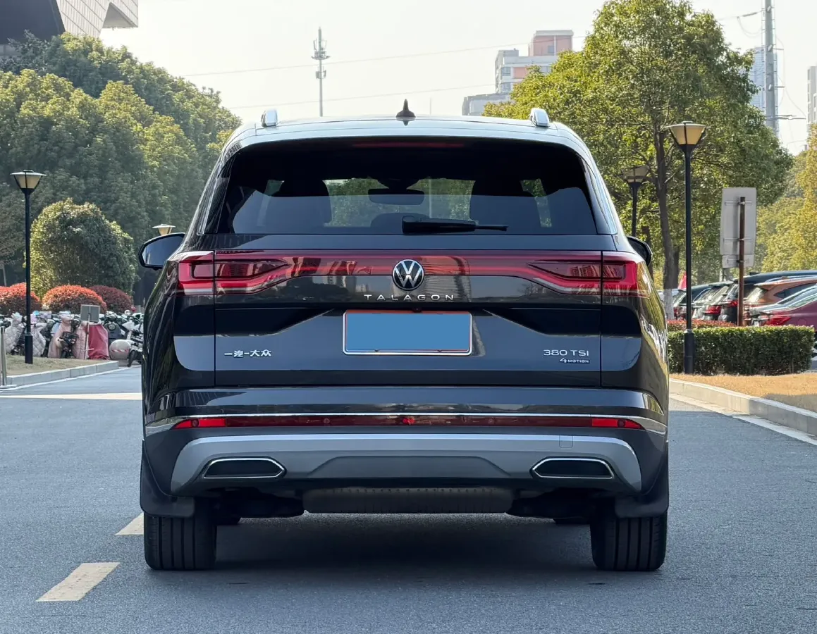 2023 Volkswagen Talagon 2.0T 220HP L4 7DCT,autocango,china used car exporter,china ev exporter,chinese used car exporter,chinese used ev exporter