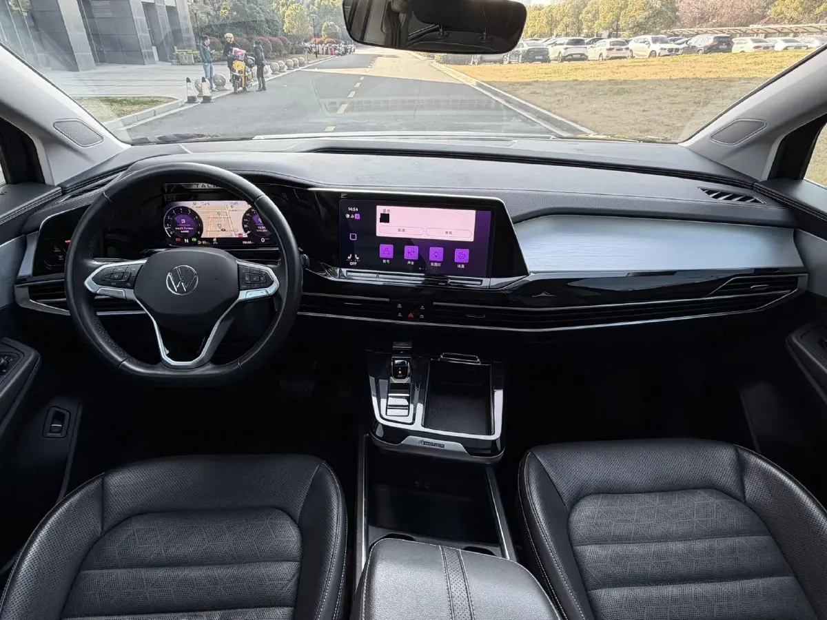 2023 Volkswagen Talagon 2.0T 220HP L4 7DCT,autocango,china used car exporter,china ev exporter,chinese used car exporter,chinese used ev exporter