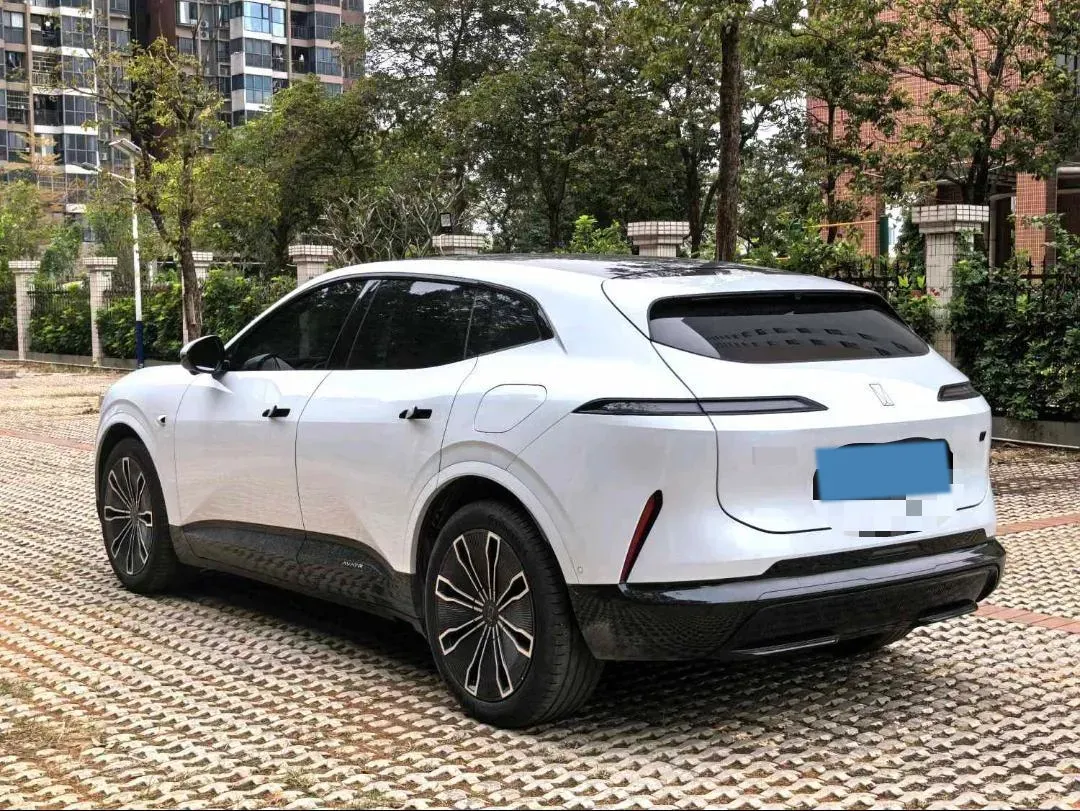 2024 Avatr 07 1.5T 156HP L4 REEV 39.05KWH,autocango,china used car exporter,china ev exporter,chinese used car exporter,chinese used ev exporter