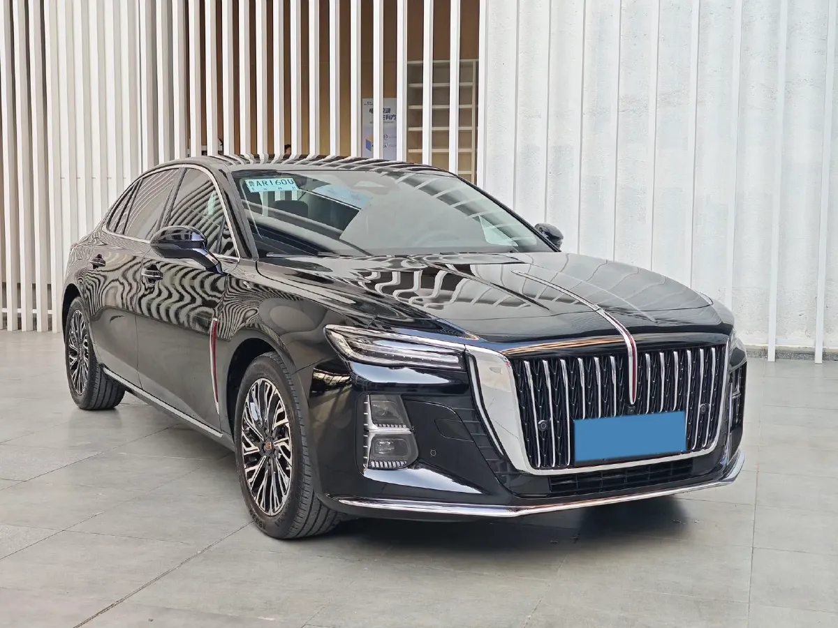 2024 HongQi H5 2.0T 224HP L4 8AT,autocango,china used car exporter,china ev exporter,chinese used car exporter,chinese used ev exporter