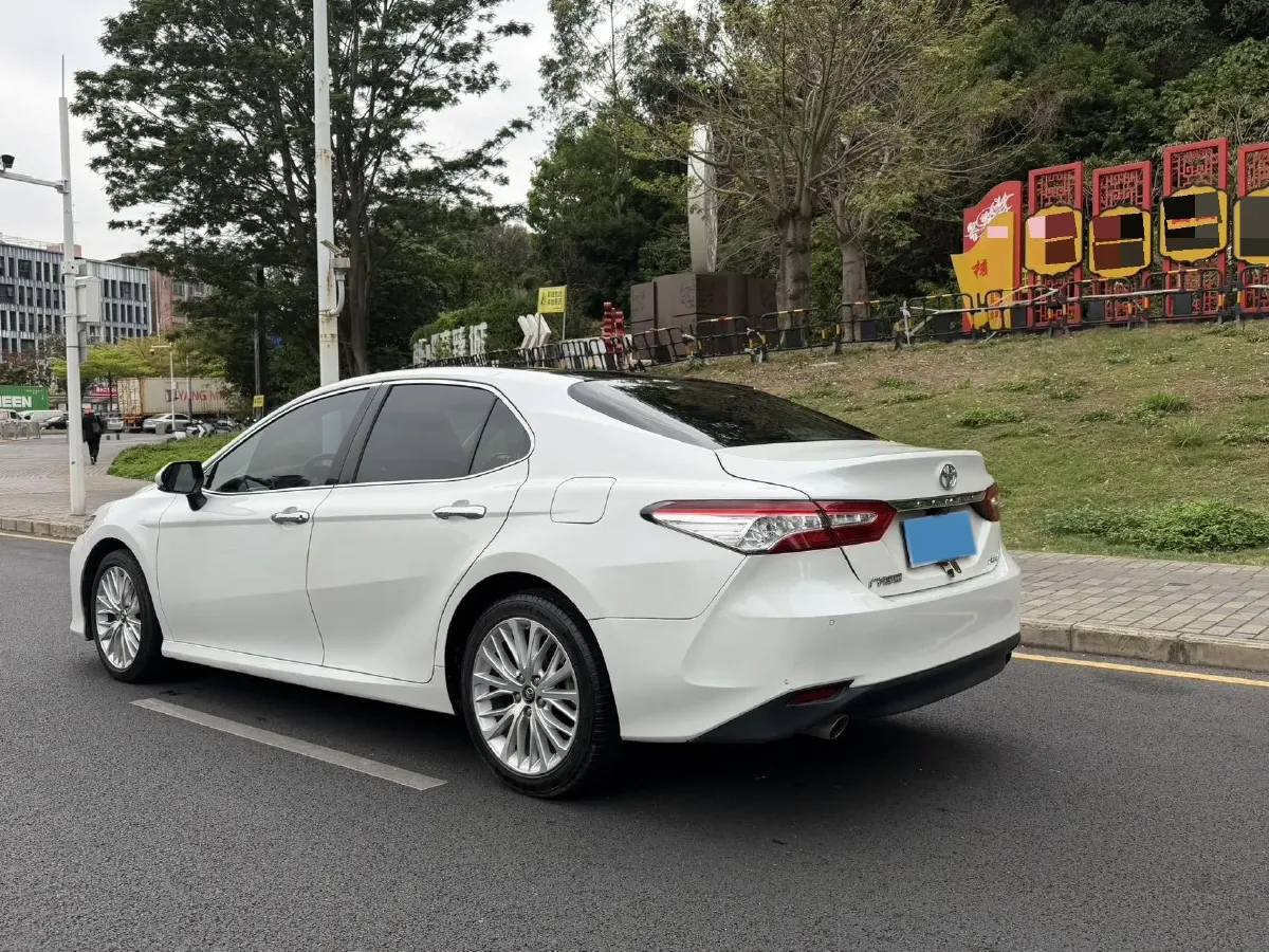 2019 Toyota Camry 2.5L 209HP L4 8AT,autocango,china used car exporter,china ev exporter,chinese used car exporter,chinese used ev exporter