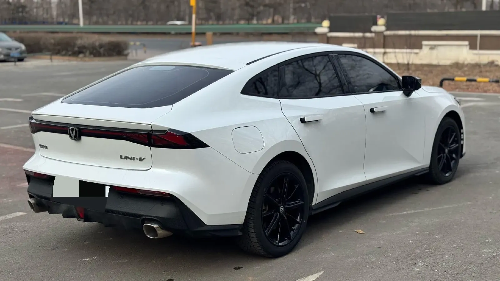 2023 ChangAn UNI-V iDD 1.5T 170HP L4 6TCT PHEV 18.4KWH,autocango,china used car exporter,china ev exporter,chinese used car exporter,chinese used ev exporter