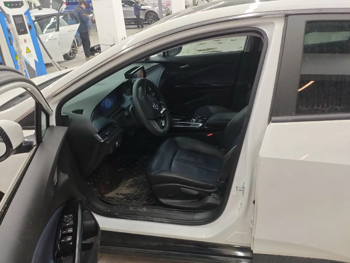 2023 Buick Velite 6 BEV 50.3KWH,autocango,china used car exporter,china ev exporter,chinese used car exporter,chinese used ev exporter