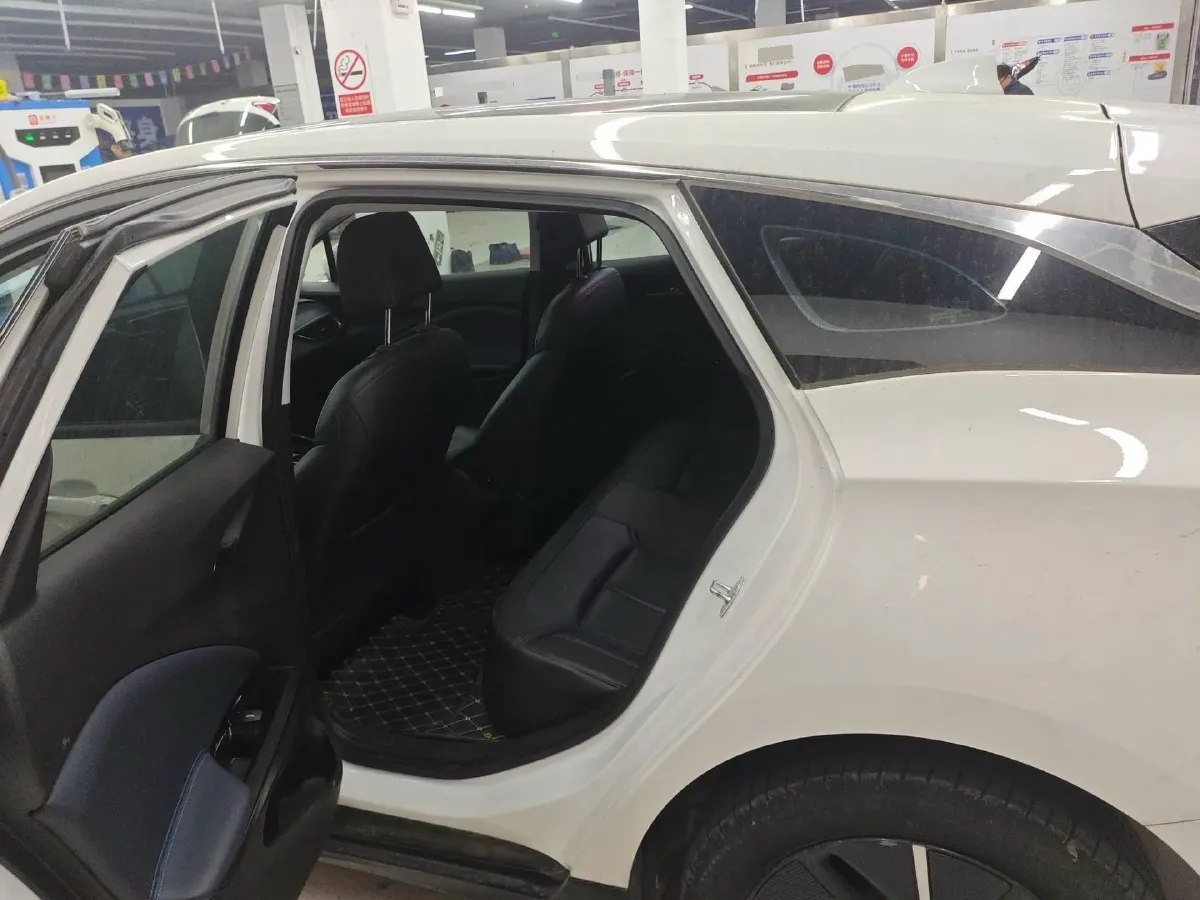 2023 Buick Velite 6 BEV 50.3KWH,autocango,china used car exporter,china ev exporter,chinese used car exporter,chinese used ev exporter