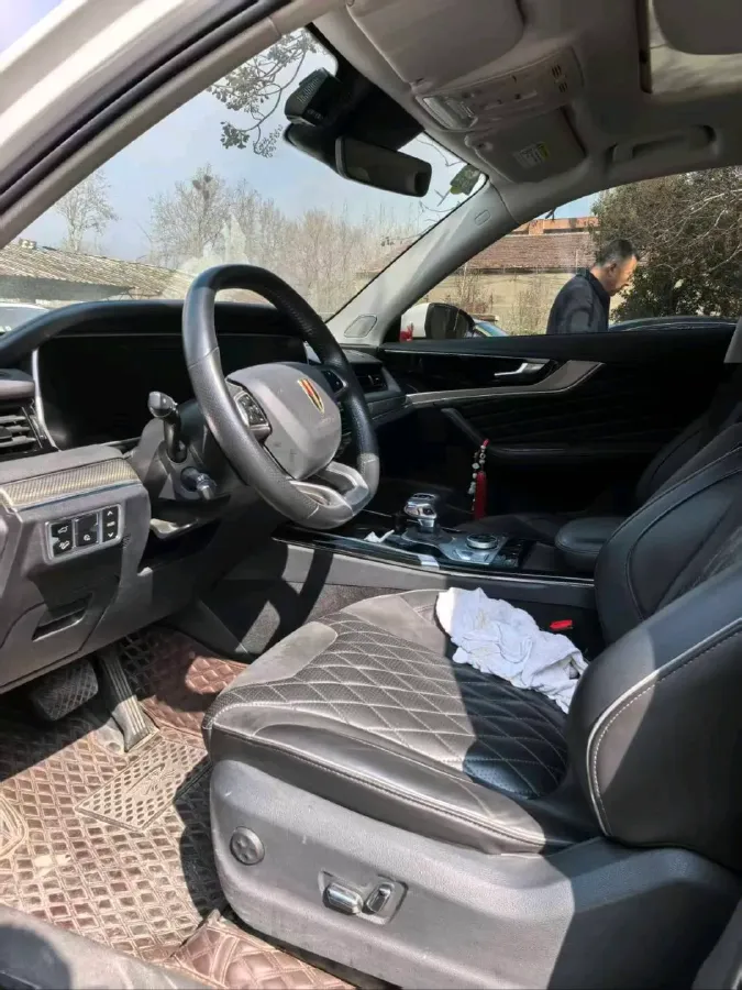 2019 HongQi HS5 2.0T 224HP L4 6AT,autocango,china used car exporter,china ev exporter,chinese used car exporter,chinese used ev exporter