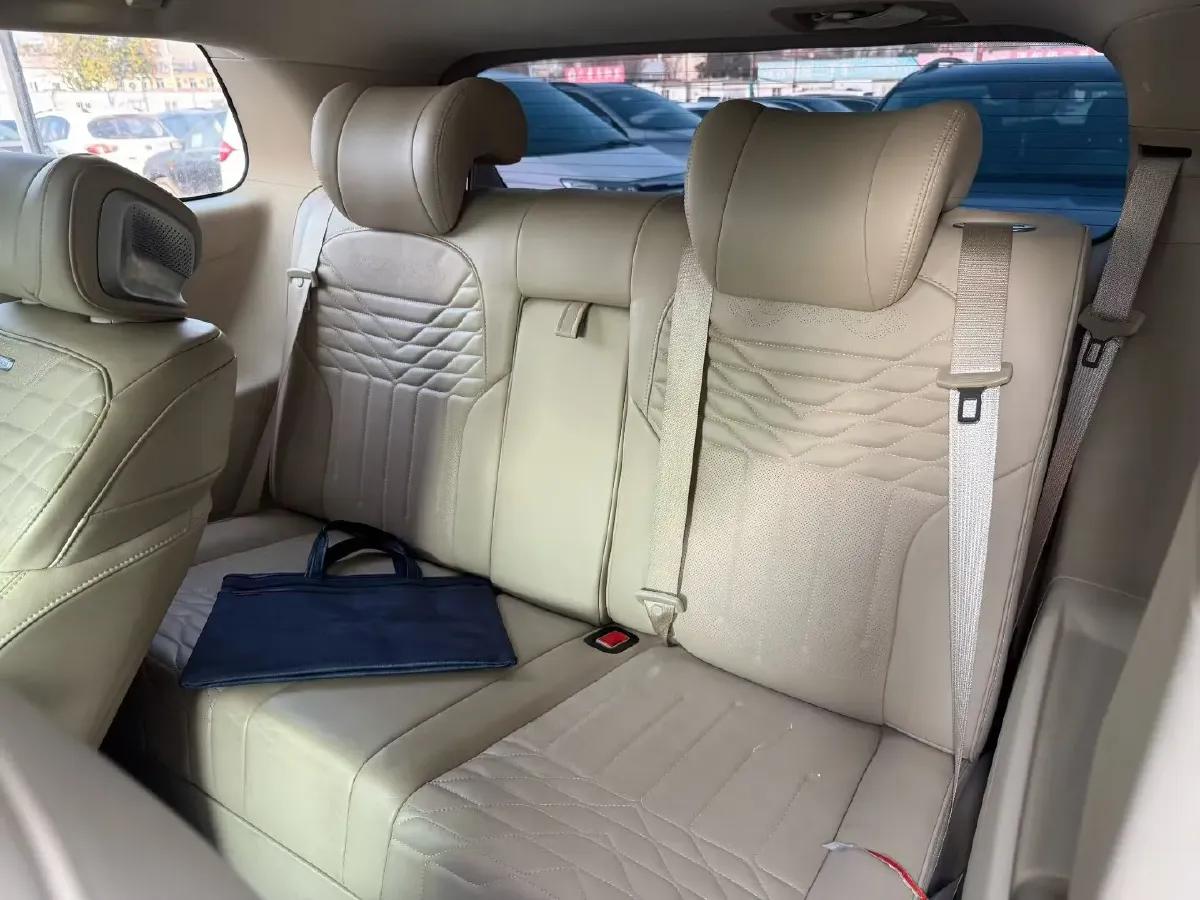 2022 Buick GL8 2.0T 237HP L4 9AT,autocango,china used car exporter,china ev exporter,chinese used car exporter,chinese used ev exporter