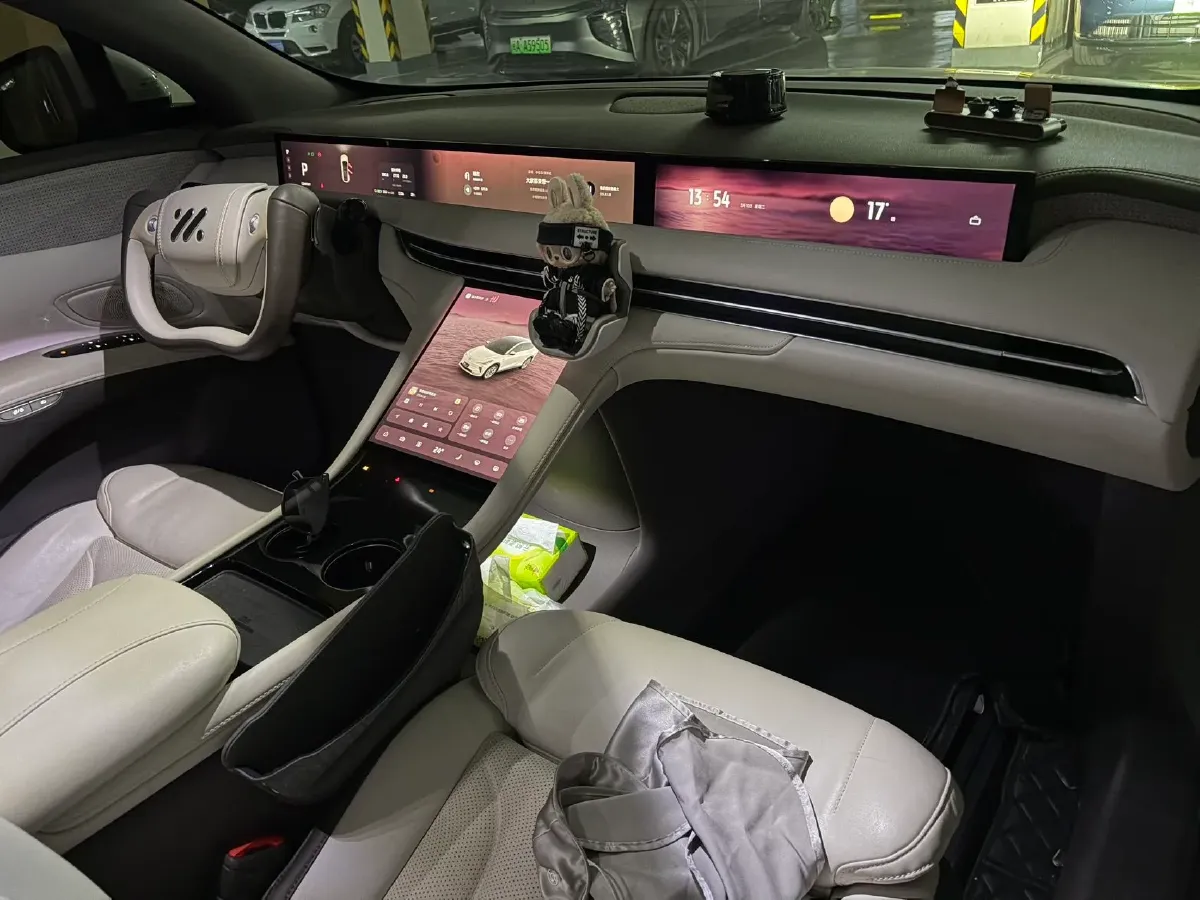 2023 IM LS7 BEV 90KWH,autocango,china used car exporter,china ev exporter,chinese used car exporter,chinese used ev exporter