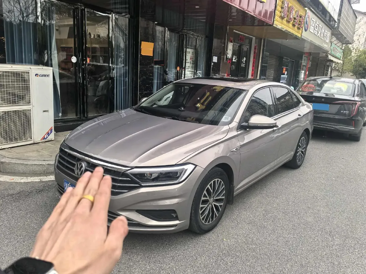 2021 Volkswagen Sagitar 1.4T 150HP L4 7DCT,autocango,china used car exporter,china ev exporter,chinese used car exporter,chinese used ev exporter