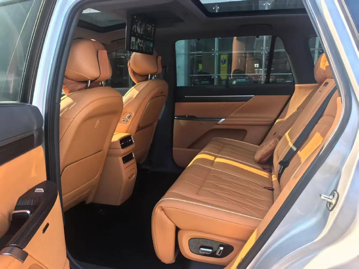 2025 DongFeng eπ eπ008 BEV 82.28KWH,autocango,china used car exporter,china ev exporter,chinese used car exporter,chinese used ev exporter