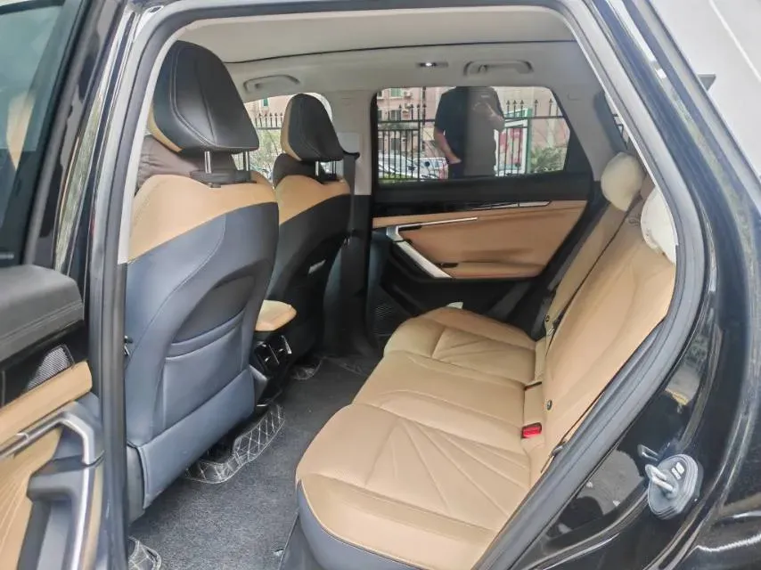 2023 Geely StarRay 1.5T 181HP L4 7DCT,autocango,china used car exporter,china ev exporter,chinese used car exporter,chinese used ev exporter