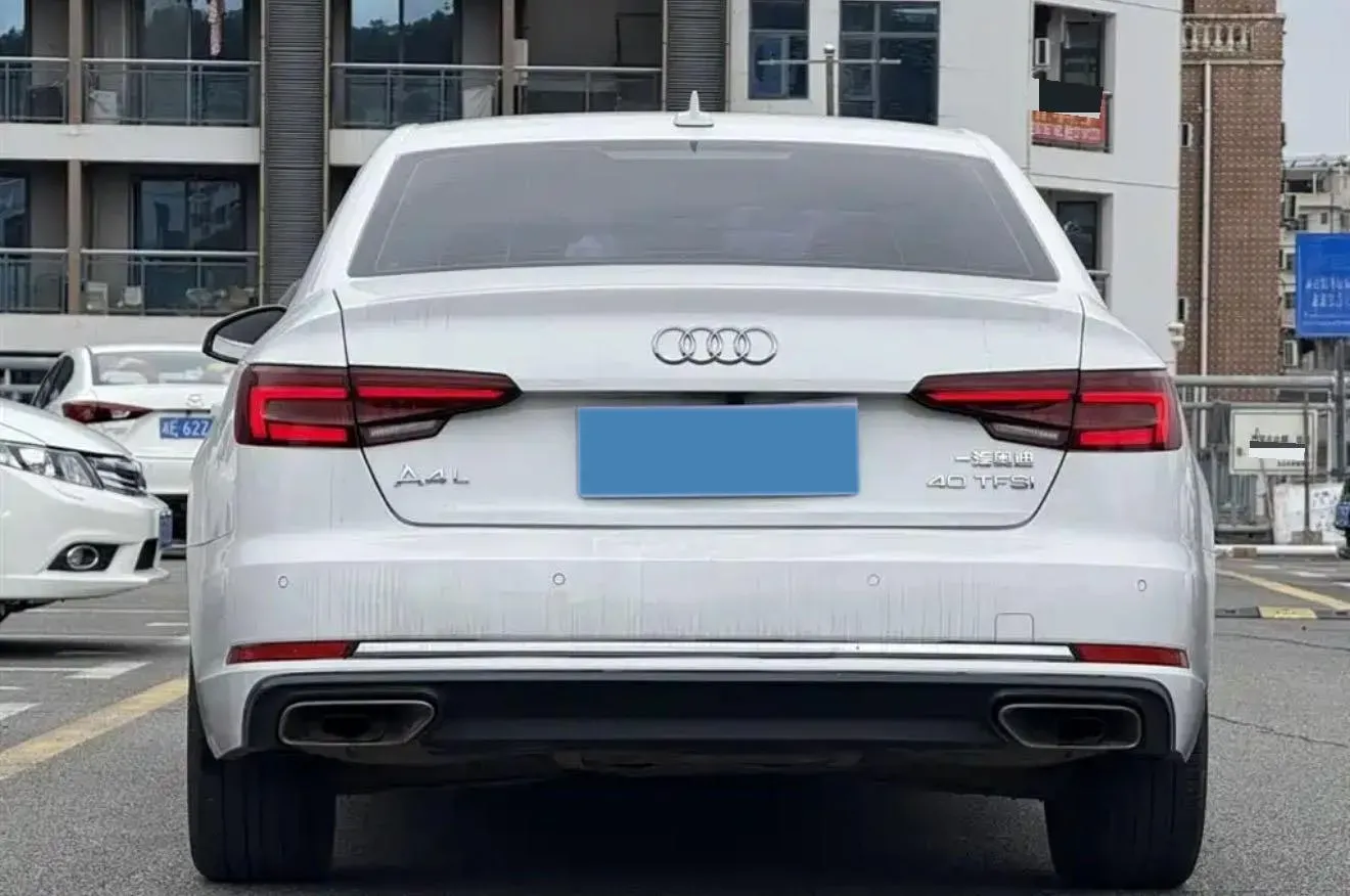 2019 Audi A4L 2.0T 190HP L4 7DCT,autocango,china used car exporter,china ev exporter,chinese used car exporter,chinese used ev exporter