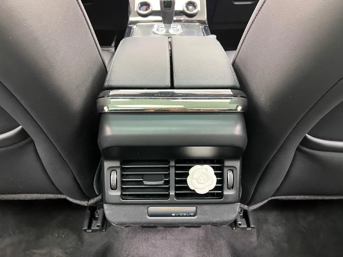 2020 Land Rover Range Rover Evoque 2.0T 249HP L4 9AT,autocango,china used car exporter,china ev exporter,chinese used car exporter,chinese used ev exporter