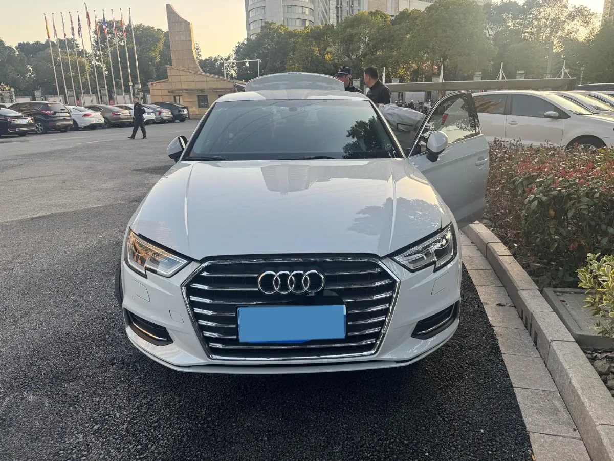2020 Audi A3 1.4T 150HP L4 7DCT,autocango,china used car exporter,china ev exporter,chinese used car exporter,chinese used ev exporter