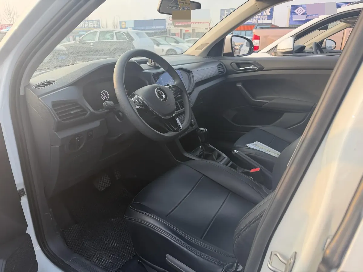 2023 Volkswagen T-Cross 1.5L 110HP L4 6AT,autocango,china used car exporter,china ev exporter,chinese used car exporter,chinese used ev exporter