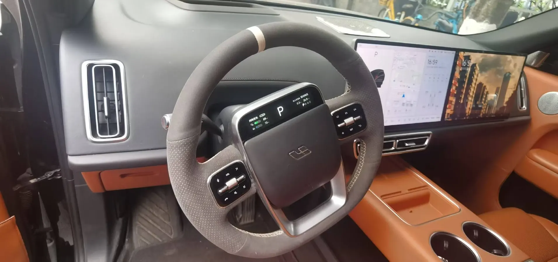 2023 Li L8 Range Extended 154HP REEV 40.9KWH,autocango,china used car exporter,china ev exporter,chinese used car exporter,chinese used ev exporter