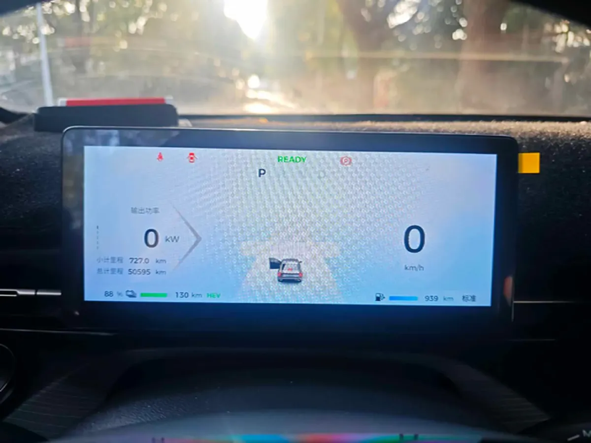 2023 WuLing XingGuang 1.5L 106HP L4 E-CVT PHEV 20.5KWH,autocango,china used car exporter,china ev exporter,chinese used car exporter,chinese used ev exporter