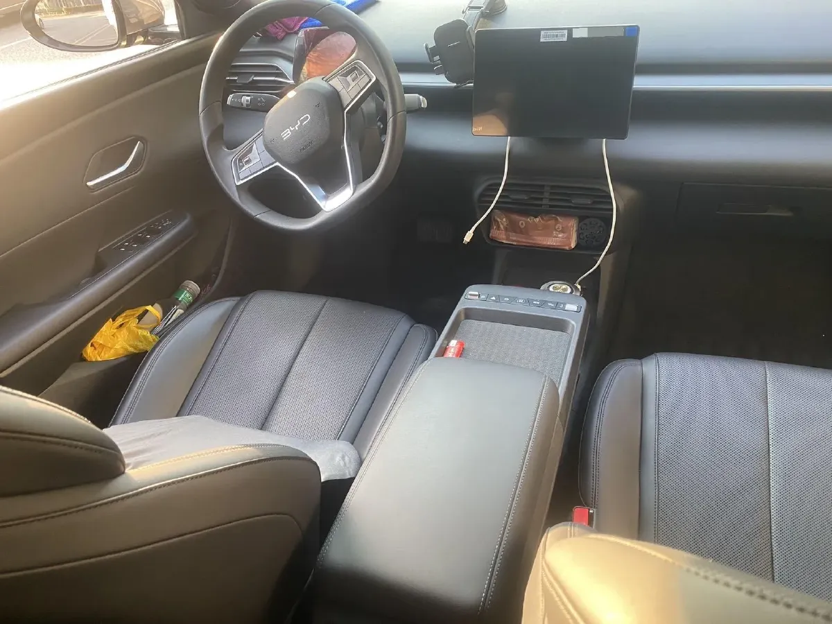 2025 BYD e7 BEV,autocango,china used car exporter,china ev exporter,chinese used car exporter,chinese used ev exporter