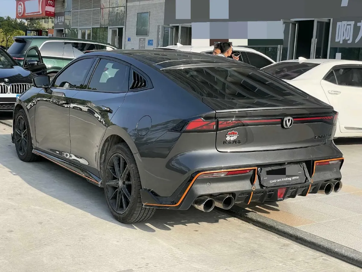 2023 ChangAn UNI-V 2.0T 233HP L4 8AT,autocango,china used car exporter,china ev exporter,chinese used car exporter,chinese used ev exporter