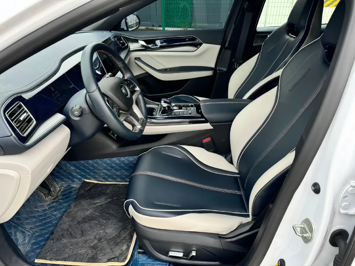 2021 MAXUS G50 1.5T 169HP L4 7DCT,autocango,china used car exporter,china ev exporter,chinese used car exporter,chinese used ev exporter