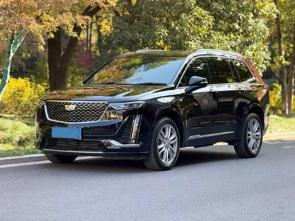 2022 Cadillac XT6 2.0T 237HP L4 9AT,autocango,china used car exporter,china ev exporter,chinese used car exporter,chinese used ev exporter