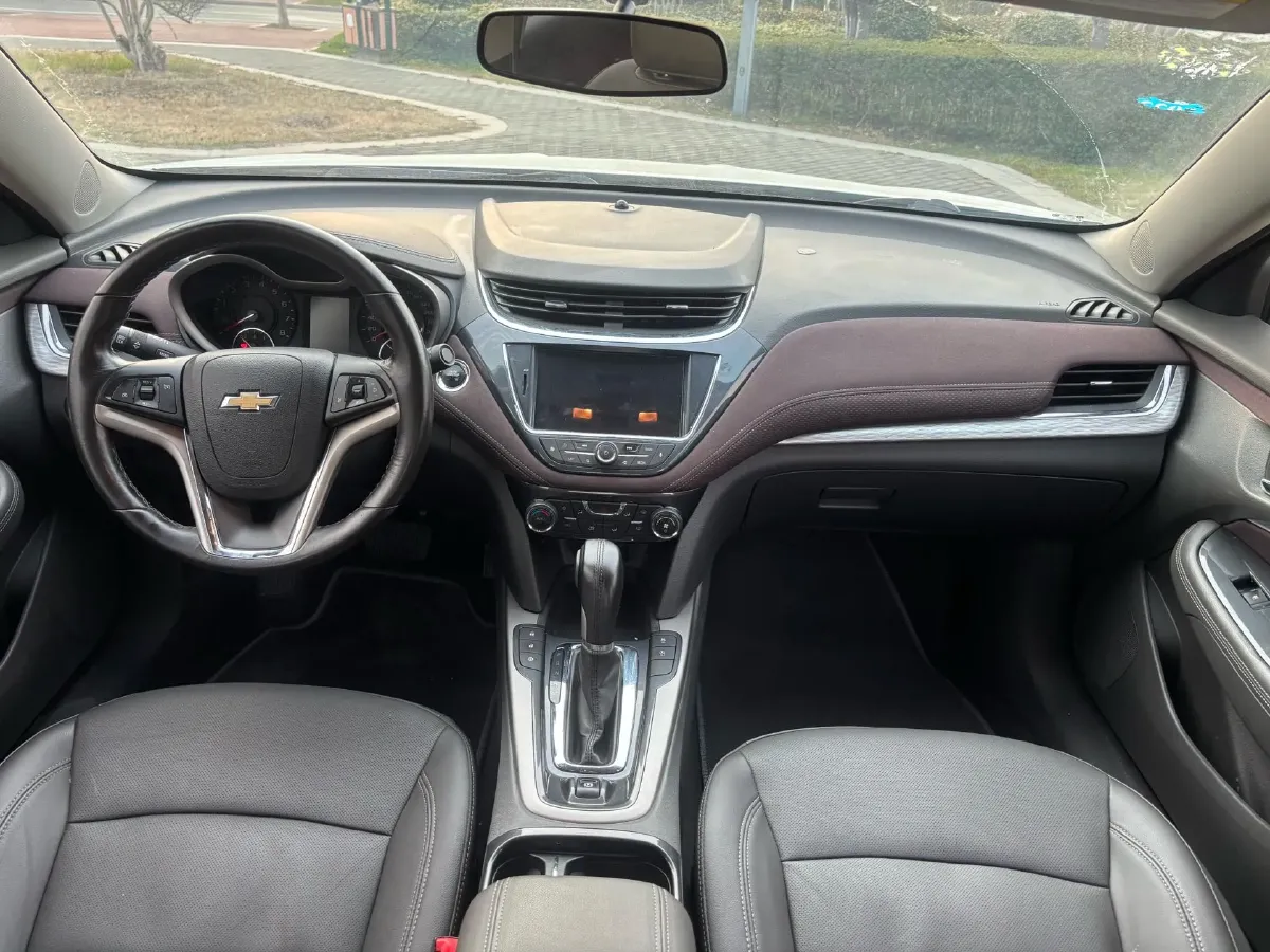 2018 Chevrolet Malibu 1.5T 170HP L4 6AT,autocango,china used car exporter,china ev exporter,chinese used car exporter,chinese used ev exporter