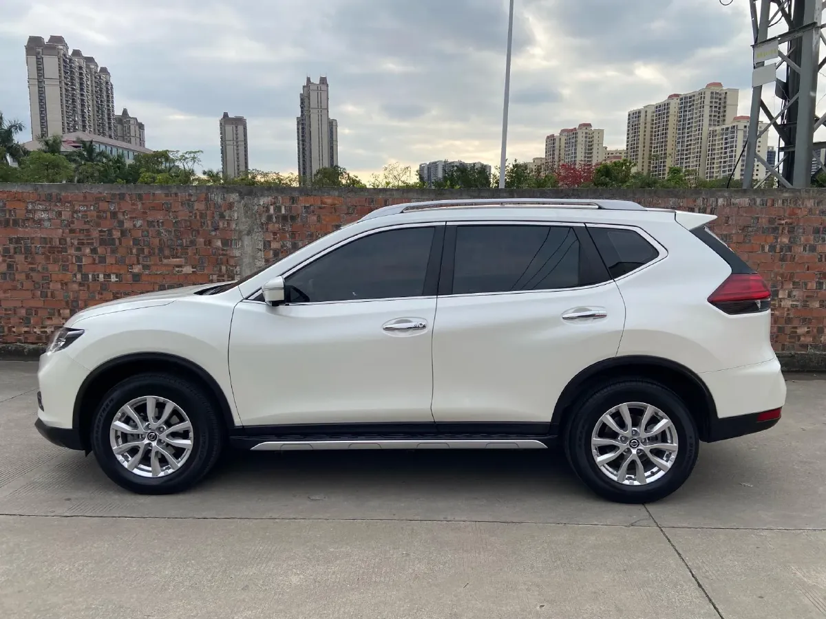 2020 Nissan X-Trail 2.0L 154HP L4 CVT,autocango,china used car exporter,china ev exporter,chinese used car exporter,chinese used ev exporter