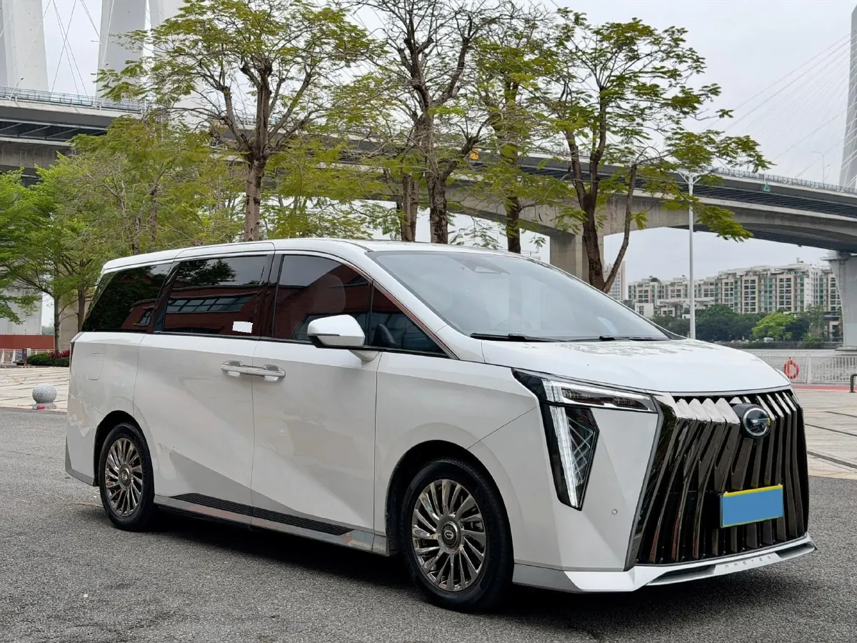 2023 GAC Trumpchi M8 2.0T 190HP L4 E-CVT Hybrid,autocango,china used car exporter,china ev exporter,chinese used car exporter,chinese used ev exporter