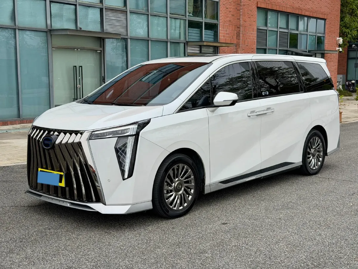 2023 GAC Trumpchi M8 2.0T 190HP L4 E-CVT Hybrid,autocango,china used car exporter,china ev exporter,chinese used car exporter,chinese used ev exporter