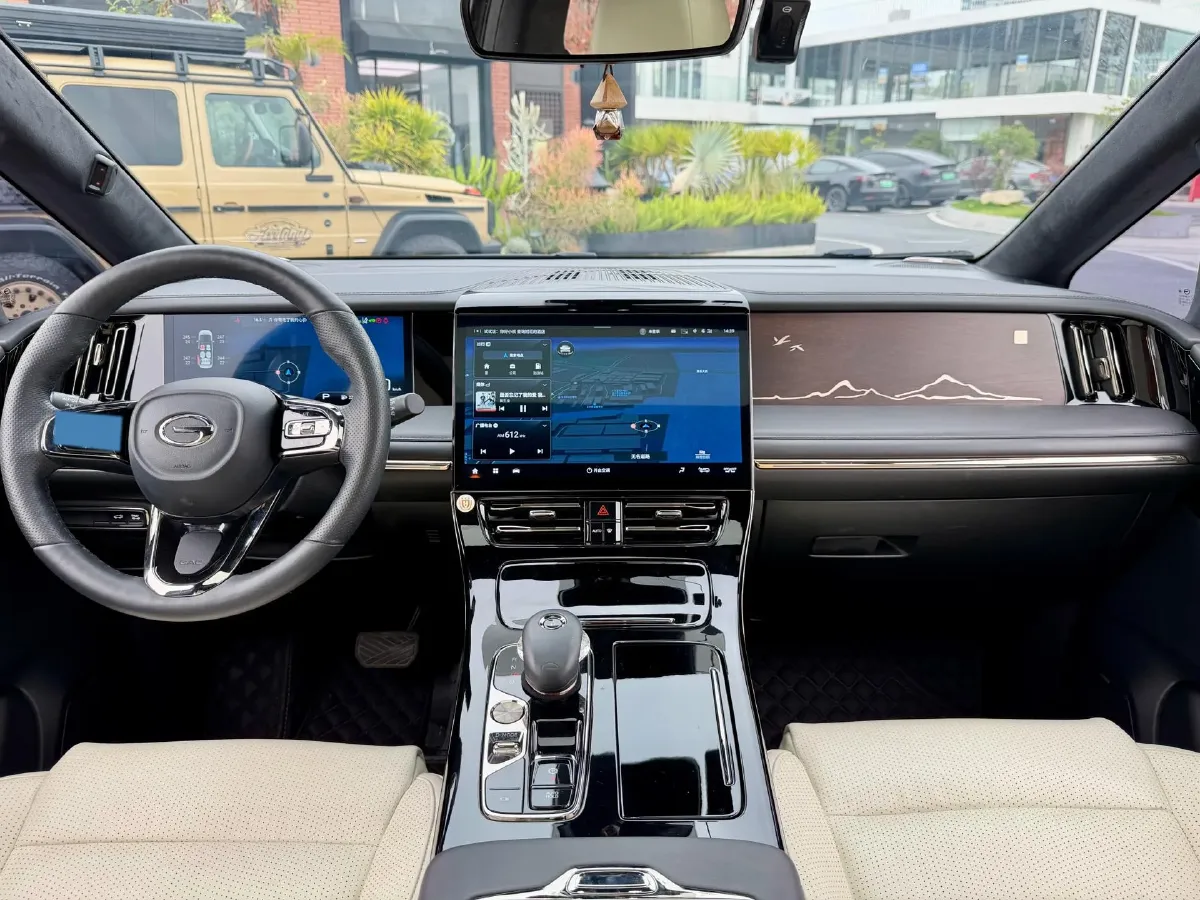 2023 GAC Trumpchi M8 2.0T 190HP L4 E-CVT Hybrid,autocango,china used car exporter,china ev exporter,chinese used car exporter,chinese used ev exporter