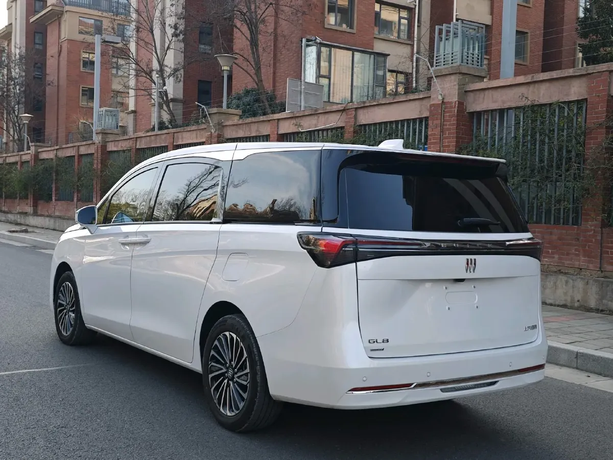 2025 Buick GL8 1.5T 180HP L4 2DHT PHEV,autocango,china used car exporter,china ev exporter,chinese used car exporter,chinese used ev exporter
