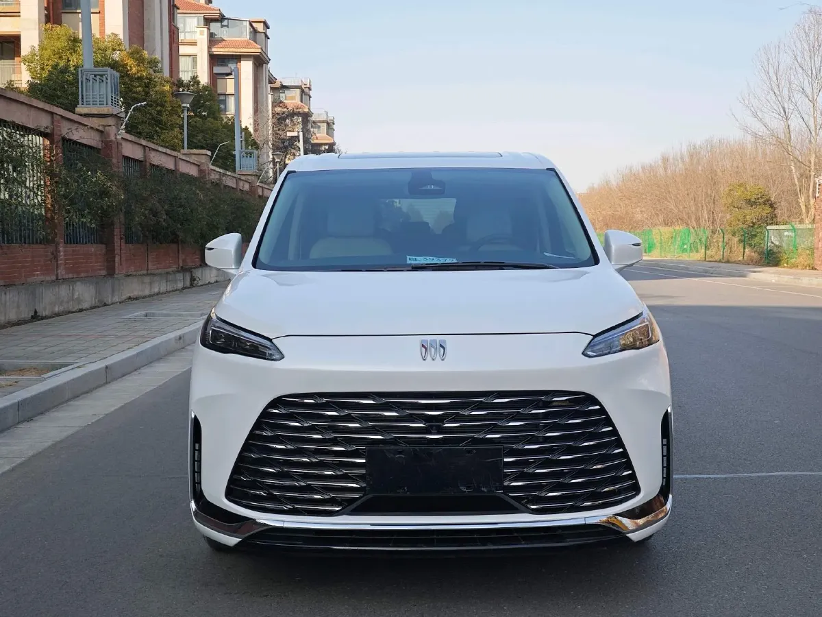 2025 Buick GL8 1.5T 180HP L4 2DHT PHEV,autocango,china used car exporter,china ev exporter,chinese used car exporter,chinese used ev exporter