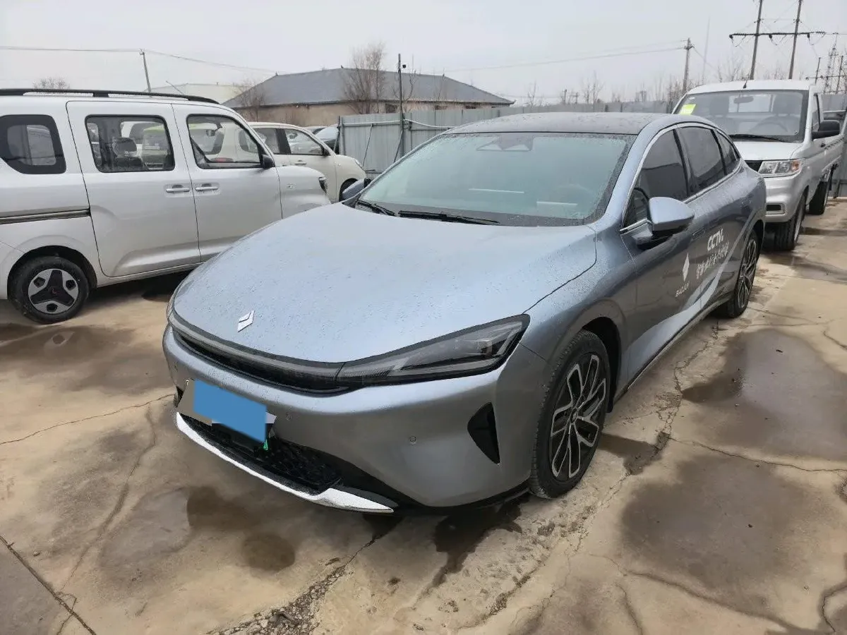 2025 BaoJun XiangJing 1.5T 143HP L4 1DHT PHEV,autocango,china used car exporter,china ev exporter,chinese used car exporter,chinese used ev exporter
