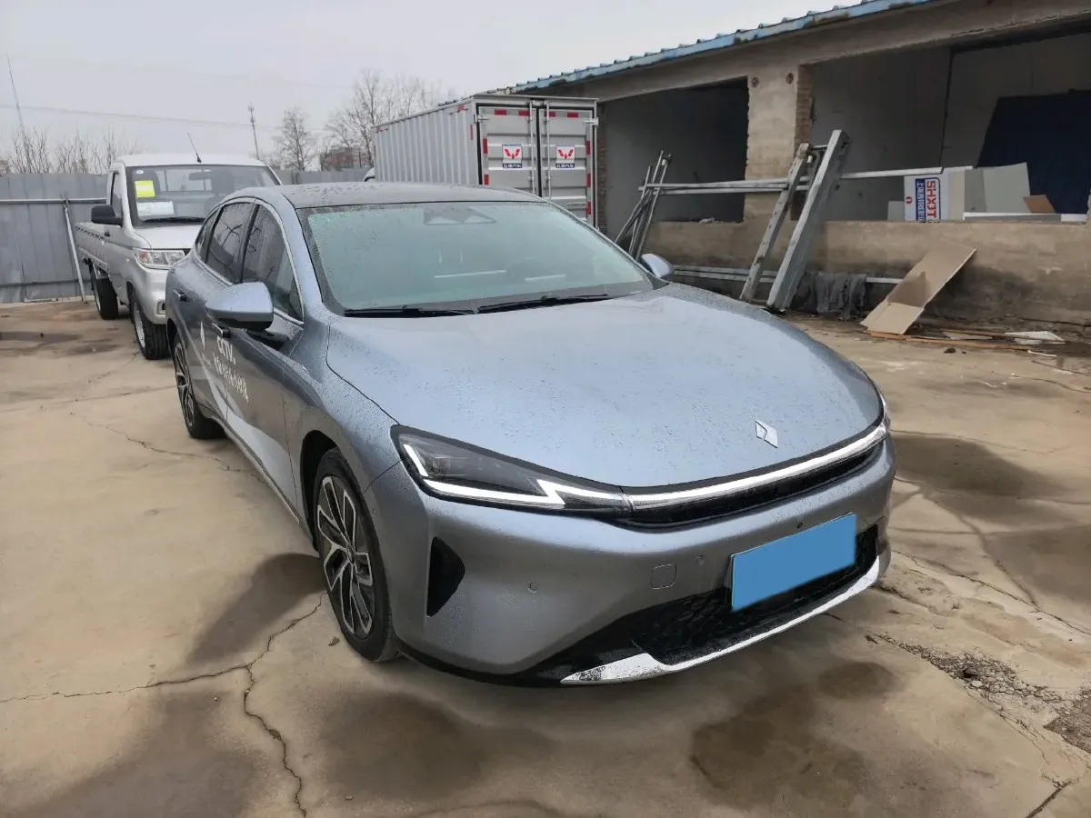 2025 BaoJun XiangJing 1.5T 143HP L4 1DHT PHEV,autocango,china used car exporter,china ev exporter,chinese used car exporter,chinese used ev exporter