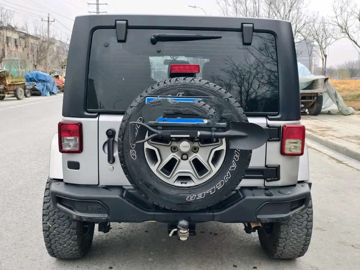 2017 Jeep Wrangler 3.0L 234HP V6 5AT,autocango,china used car exporter,china ev exporter,chinese used car exporter,chinese used ev exporter