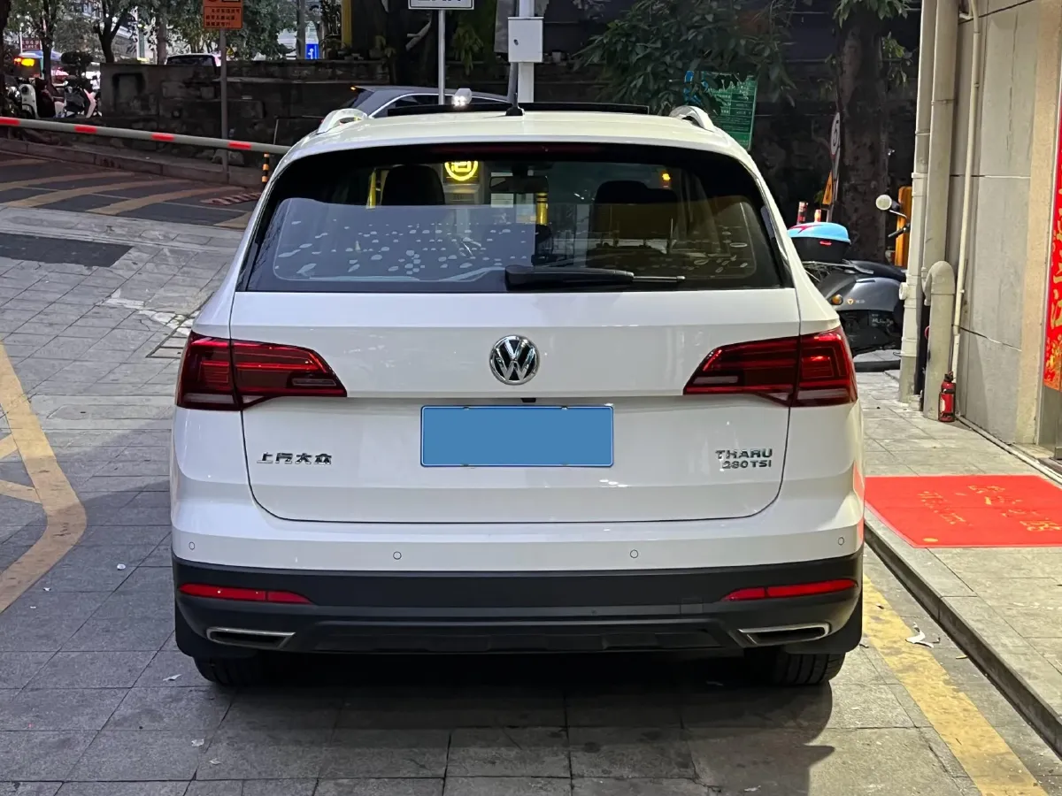 2019 MINI MINI 1.5T 102HP L3 7DCT,autocango,china used car exporter,china ev exporter,chinese used car exporter,chinese used ev exporter