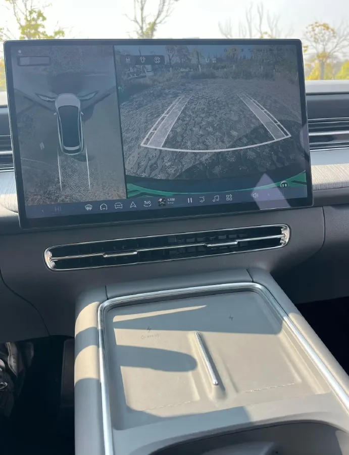 2025 Xpeng G6 BEV 68.5KWH,autocango,china used car exporter,china ev exporter,chinese used car exporter,chinese used ev exporter